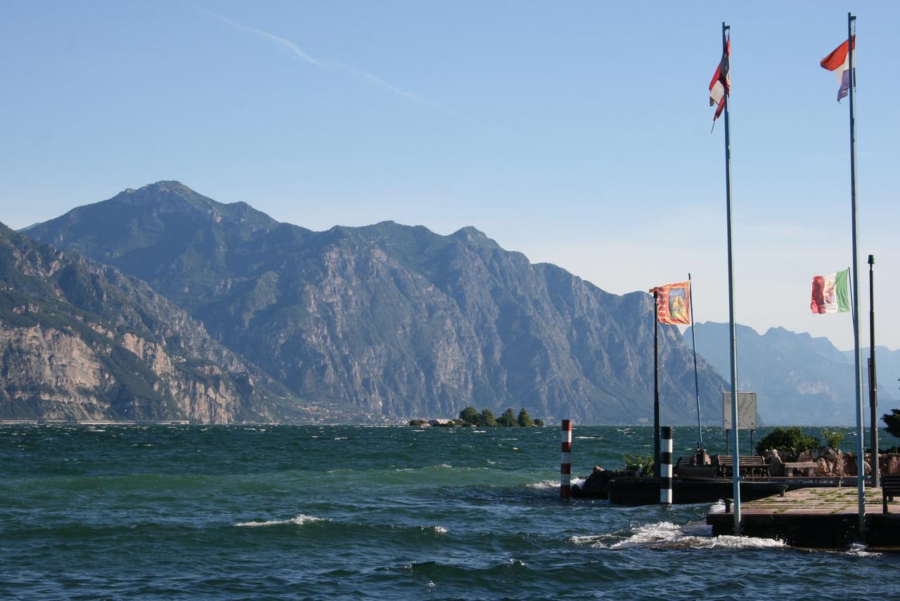 Hotel Eden Brenzone sul Garda Exterior foto